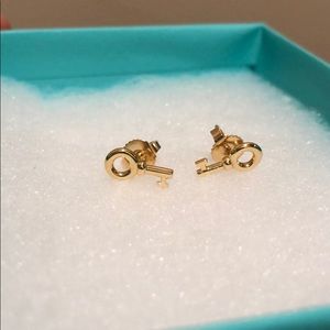 18K gold Tiffany&Co key earrings
